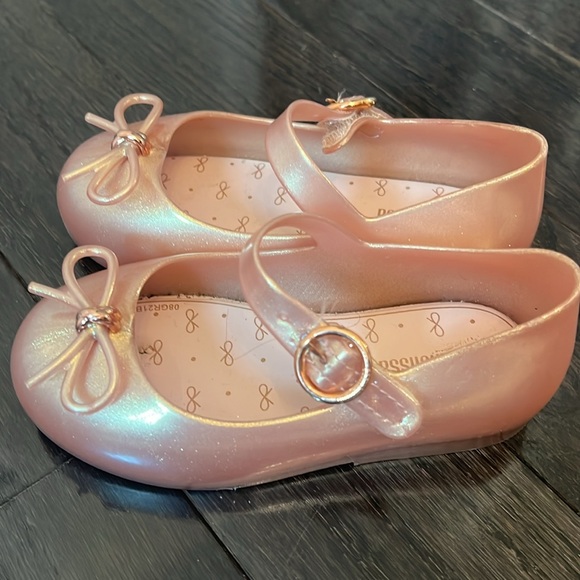 Mini Melissa - Picture 2 of 3